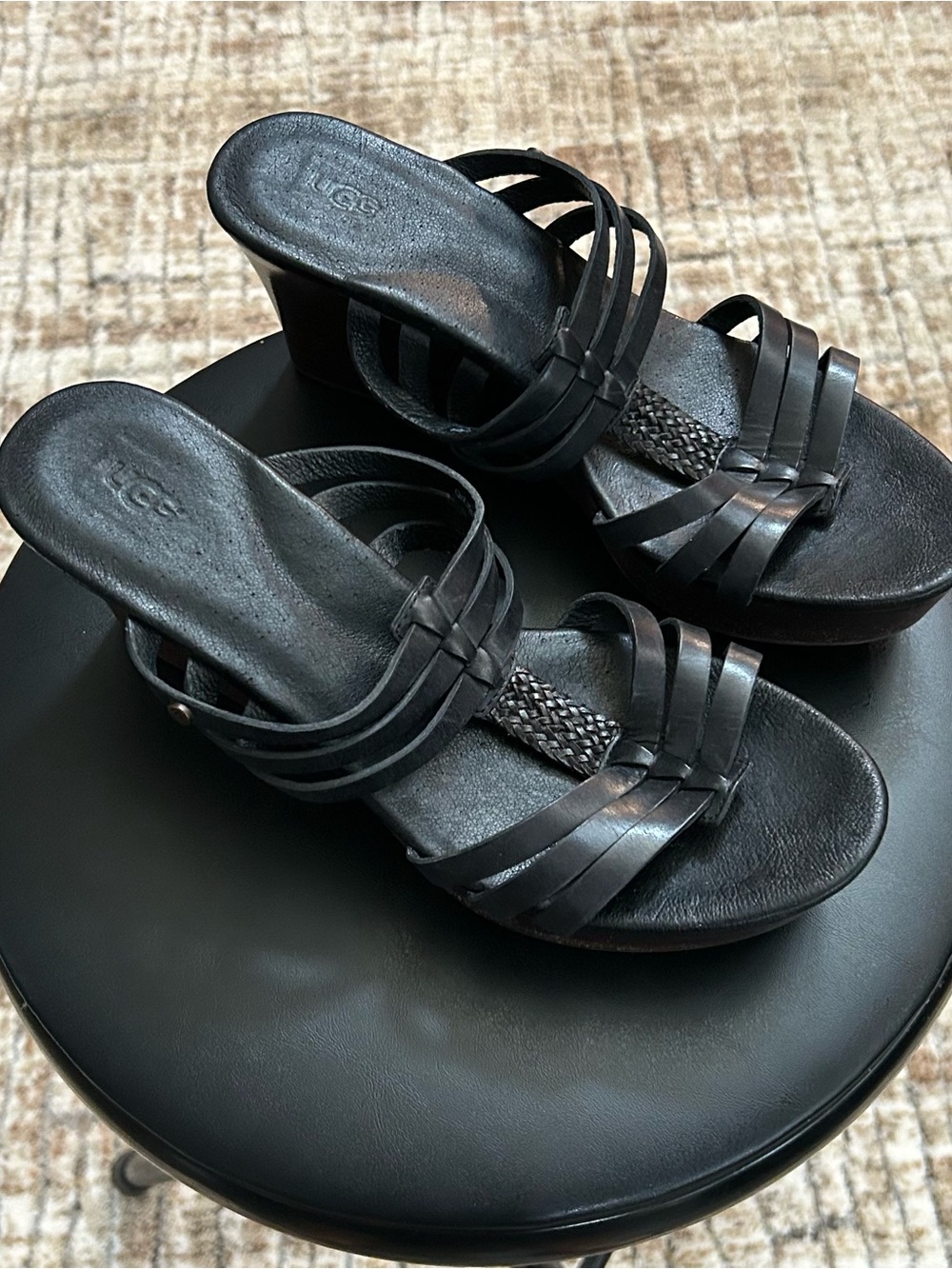 UGG Mattie Wedge Sandals | Women’s Size 9W (Wide) | Black Leather | Boho Festiva